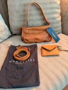 Wanderers Travel Co. Leather Shoulder Bag/Crossbody in Tan -free card case